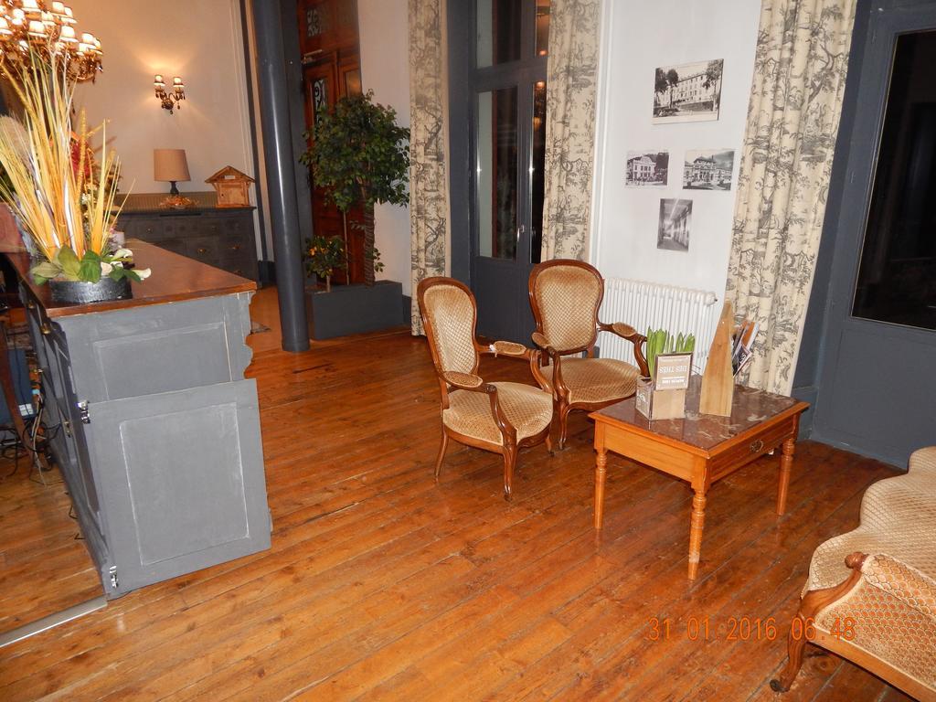 Hotel Homtel Le Parc à Allevard Extérieur photo