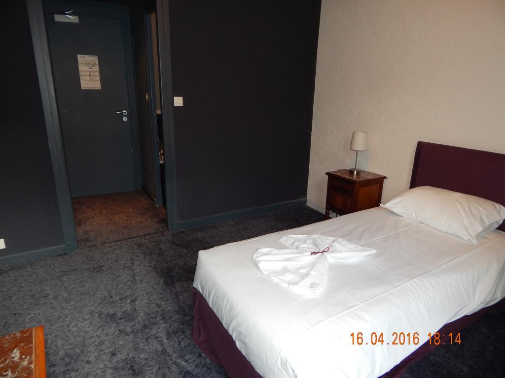 Hotel Homtel Le Parc à Allevard Extérieur photo