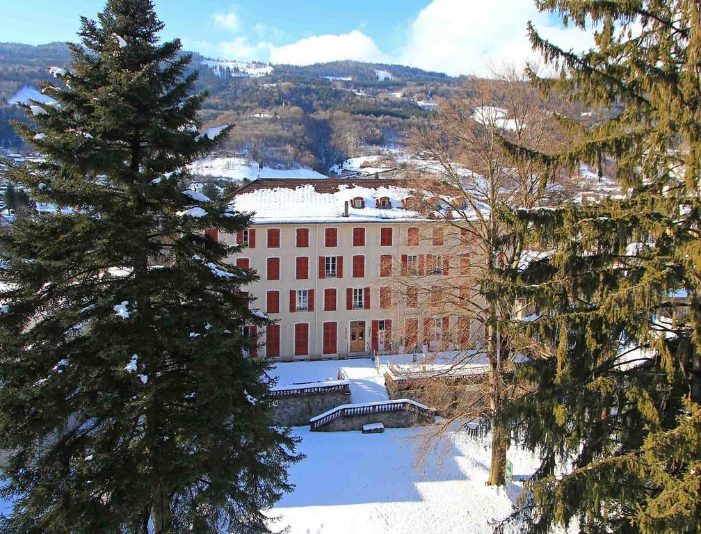 Hotel Homtel Le Parc à Allevard Extérieur photo